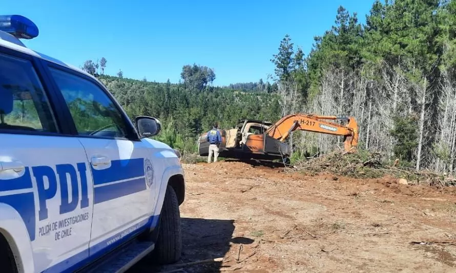 PDI se encuentra investigando incendio de maquinaria forestal en Mariquina
