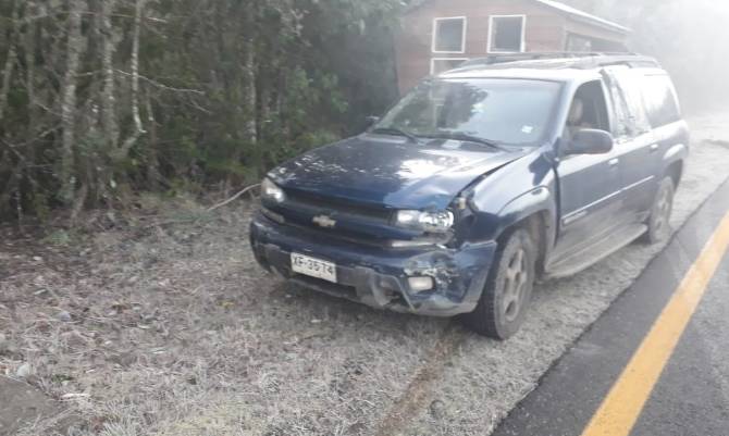 Hielo ocasionó 2 accidentes de tránsito en la ruta Folilco-Riñihue