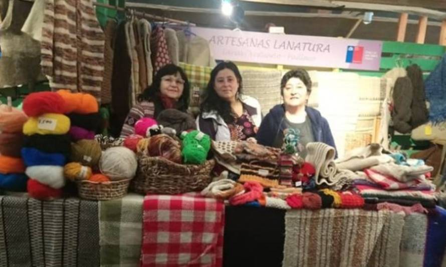 Agrupación de artesanas laguinas serán parte de la "Fiesta de la Chilenidad" en Santiago