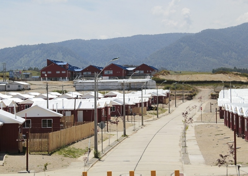 128 familias de Futrono cumplirán su sueño y este viernes recibirán las llaves de la casa propia