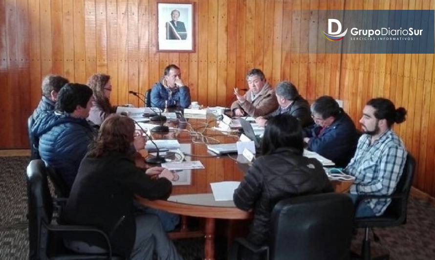 Concejo municipal denuncia otros 108 millones de pesos Daem no rendidos