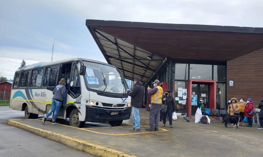 Electores de Los Lagos aumentaron uso de buses gratuitos en comparación a comicios municipales