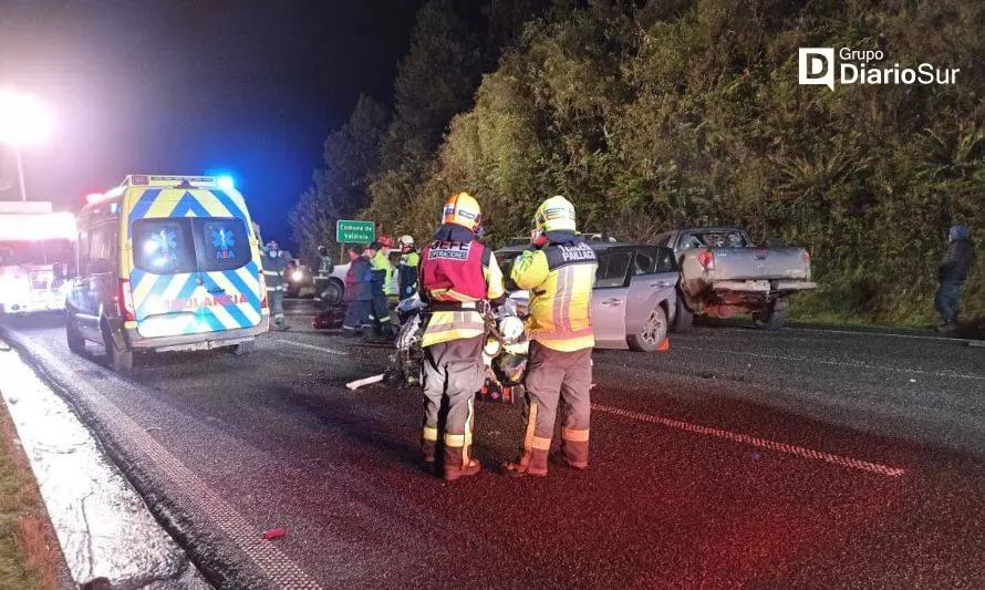 Colisión múltiple en ruta Paillaco-Valdivia dejó dos lesionados