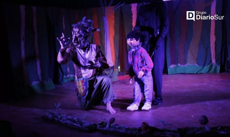 Obra de títeres y marionetas “Kefe y El Bosque Milenario” se presentará en Los Lagos